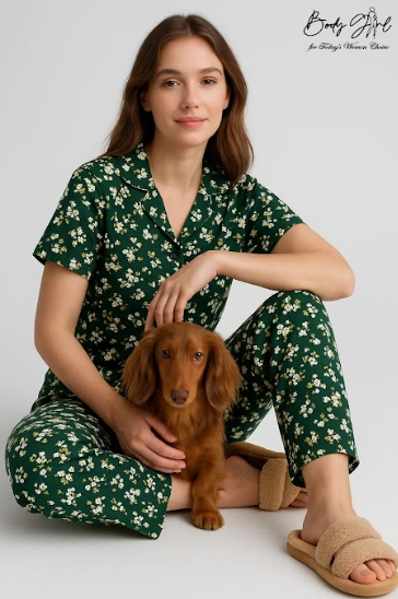 Body Girl Deep Green Daisy Floral Linen Pajama Set – Elegant & Cozy Women’s Nightwear